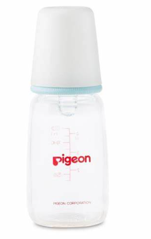 Pigeon Glass Feeding Bottle .K4 A292