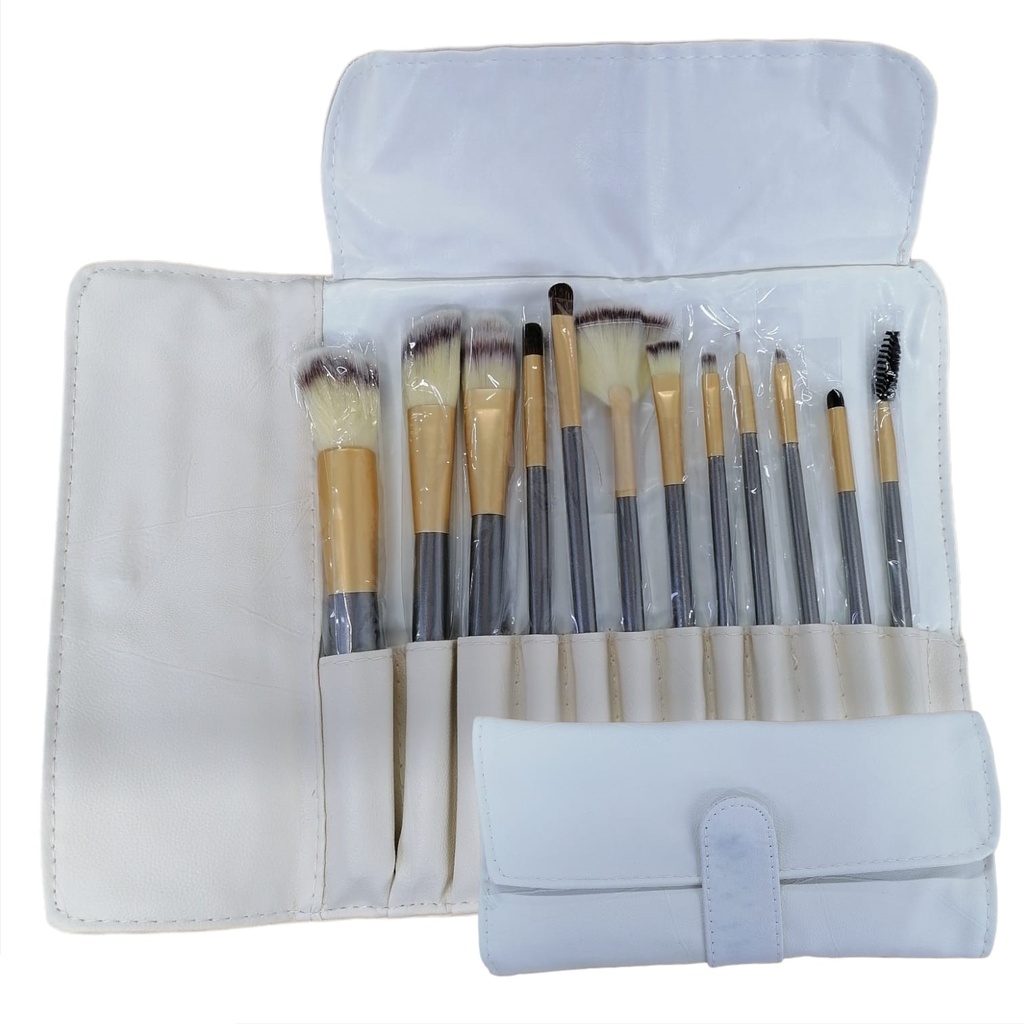 COSMETICS BRUSH KIT WITH BAG